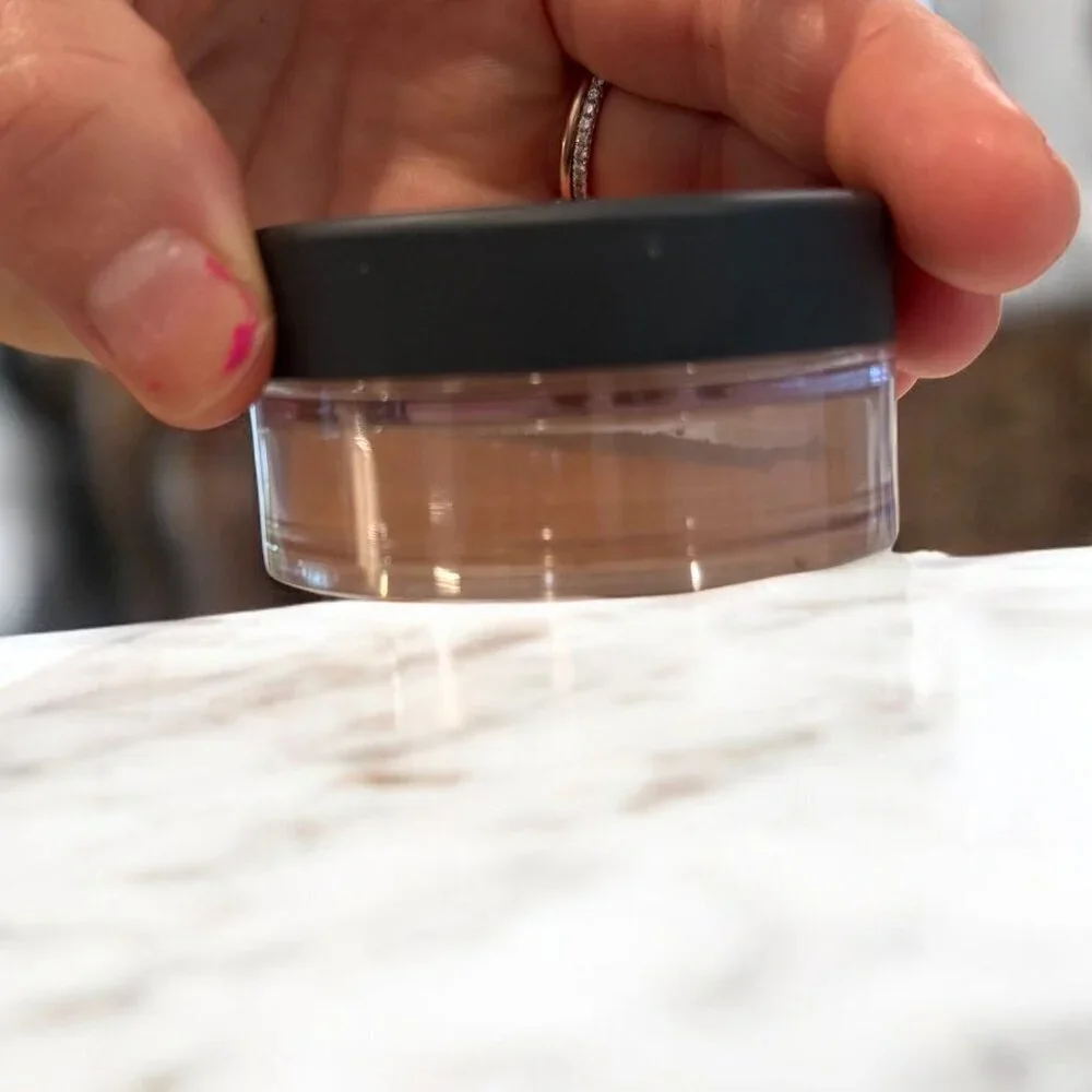 BareMinerals Multi Tasking Powder Concealer Bisque Shade SPF 20
